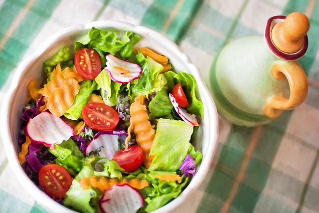 warzywa-przeciwzapalne-salatka